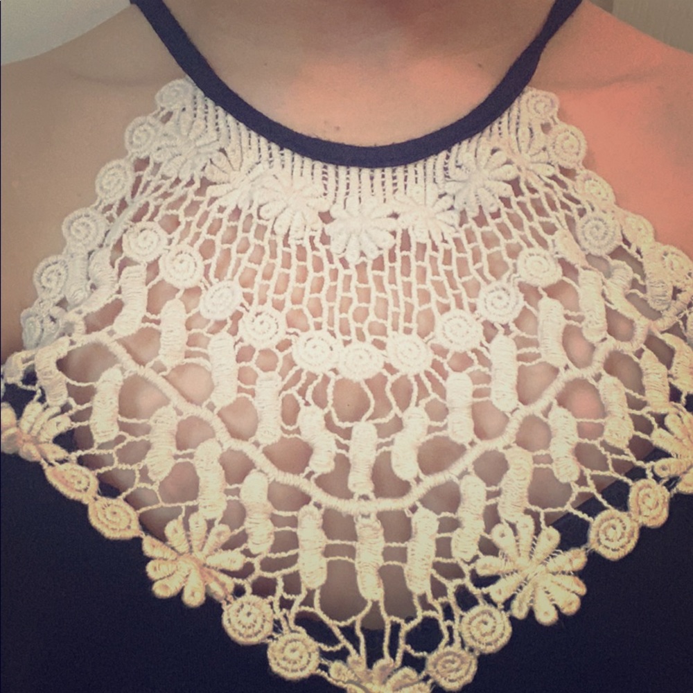 Lace black and white top